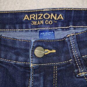 Arizona Jean Co Jeans Juniors Size 3 Short Demin Blue Distressed
